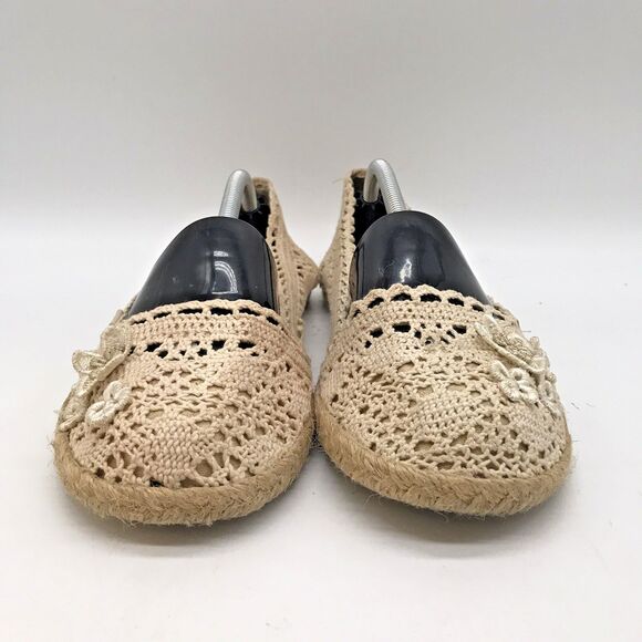 Rock & Candy by Zigi Baybreeze Espadrille Women's 9M Beige Crochet Floral Flats - Picture 2 of 12
